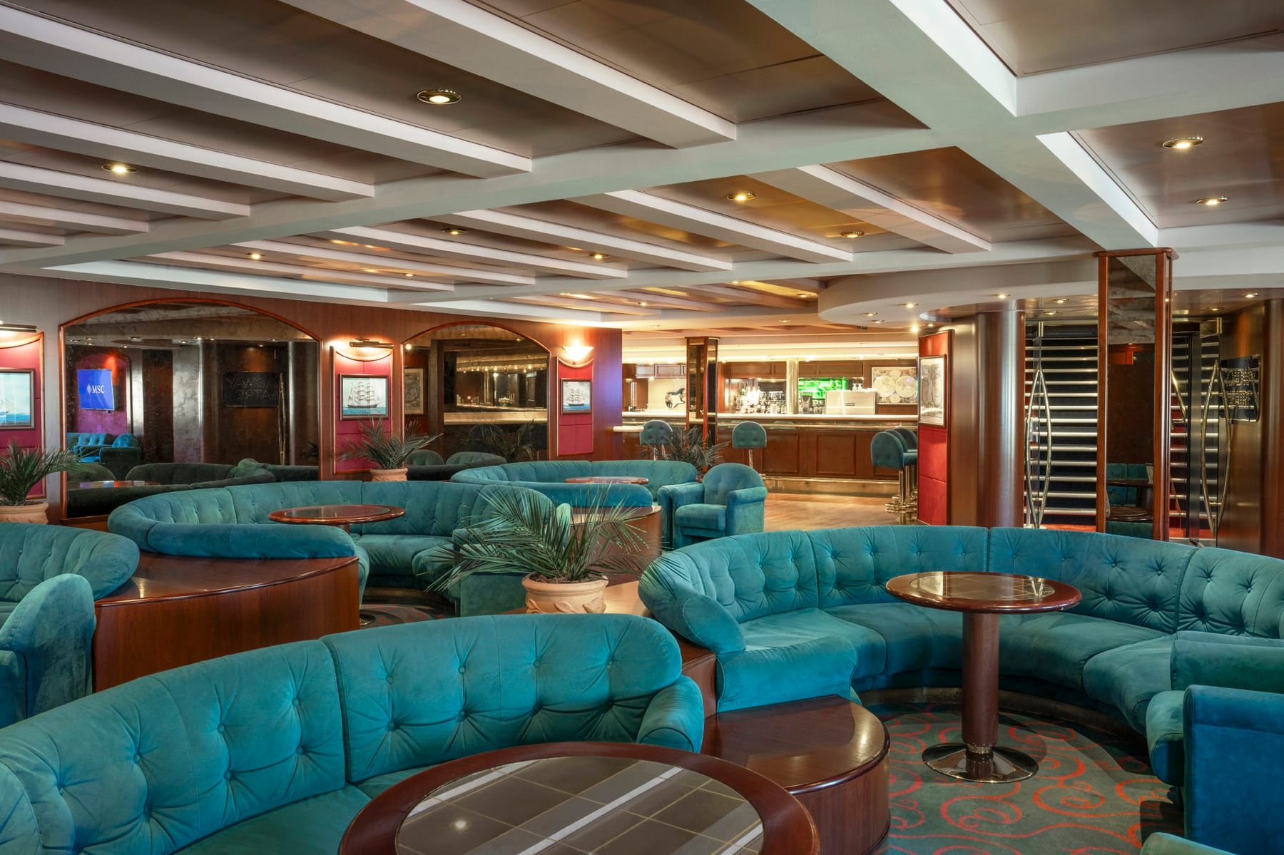 Лаундж MSC Lirica
