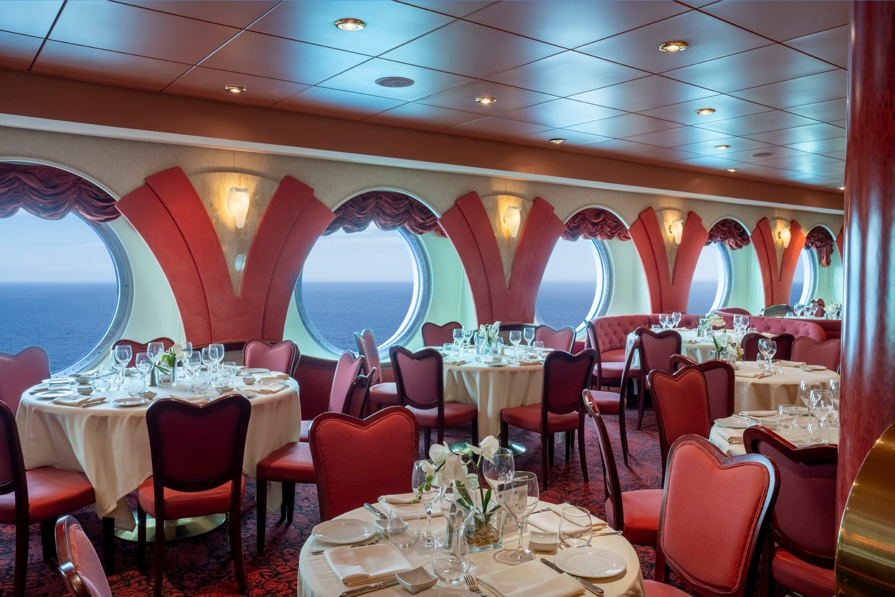 Ресторан на лайнере MSC